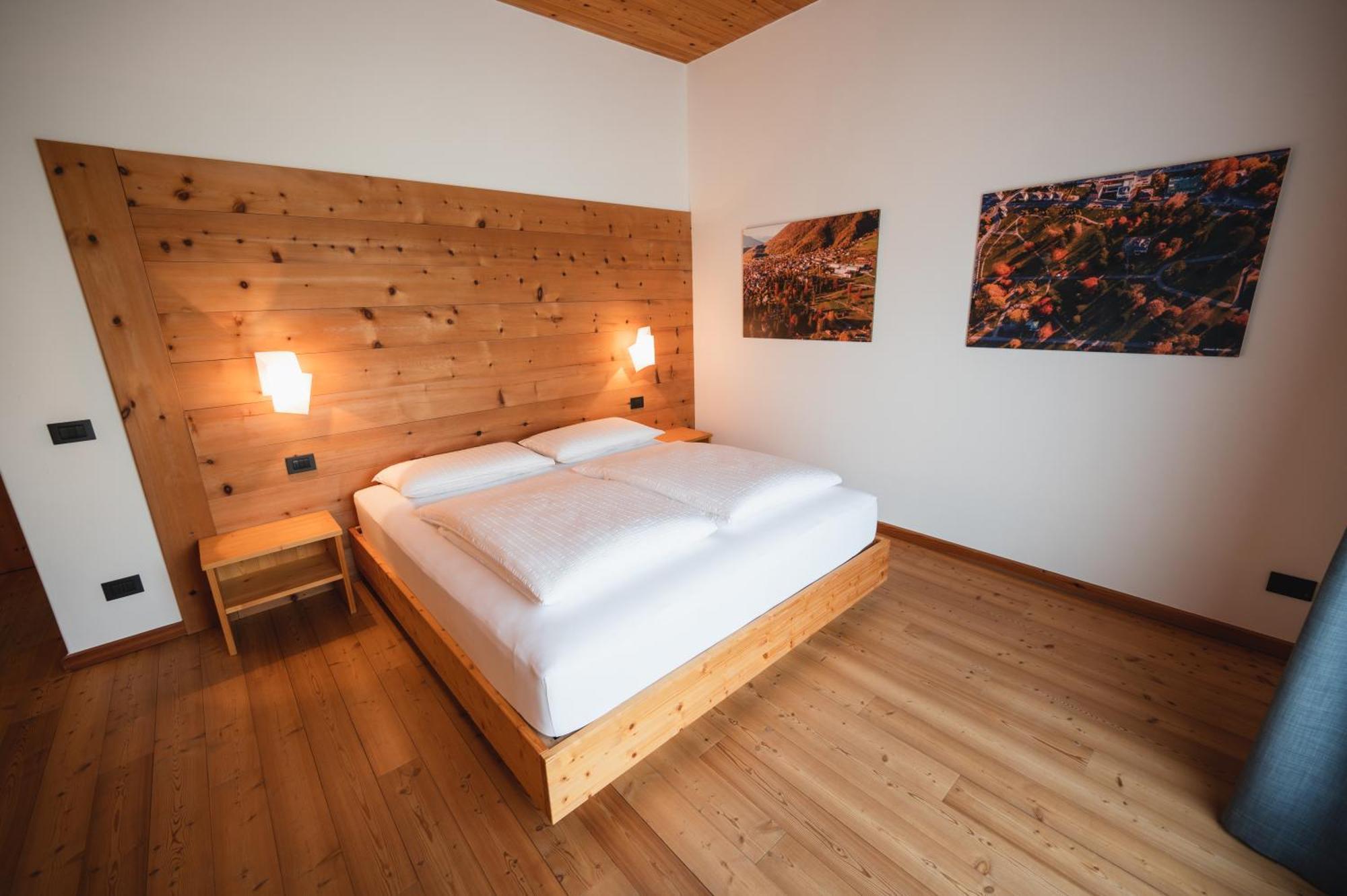 Garni Tuttotondo Hotel Levico Terme Room photo